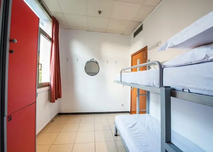 Safestay Passeig De Gracia (adults Only) *