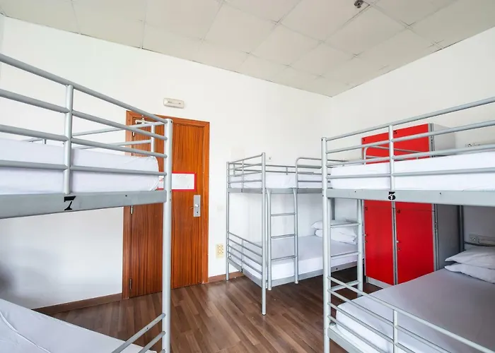 Safestay Passeig De Gracia (adults Only) Hostel