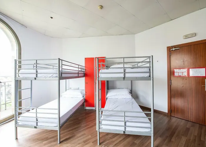 Safestay Passeig De Gracia (adults Only) Hostel