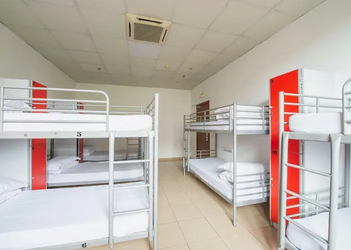 Safestay Passeig De Gracia (adults Only) Hostel *