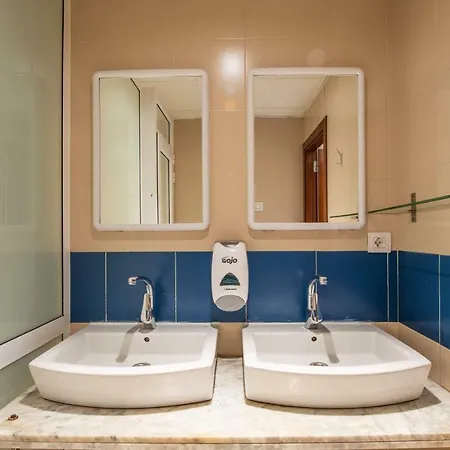 Hostel Safestay Passeig De Gràcia *